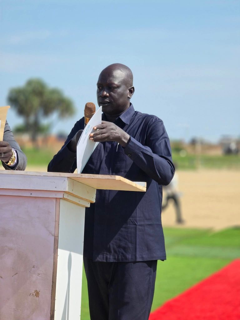 Delivering remarks at the launch in Bor