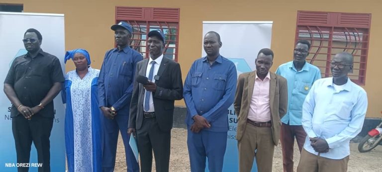 Officials and partners at the launch of the campaign in Bentiu